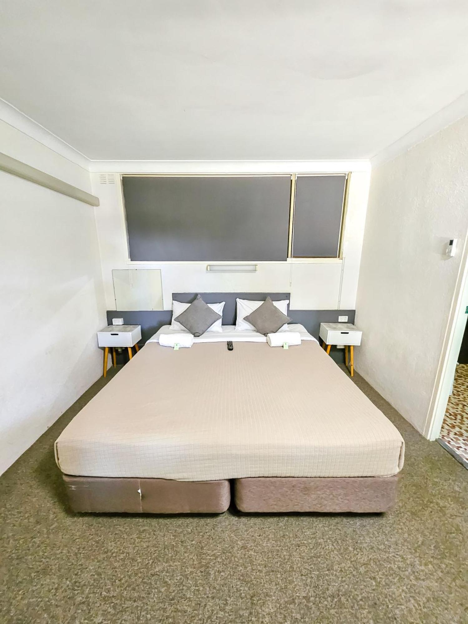 Lavington Green Door Motel المظهر الخارجي الصورة